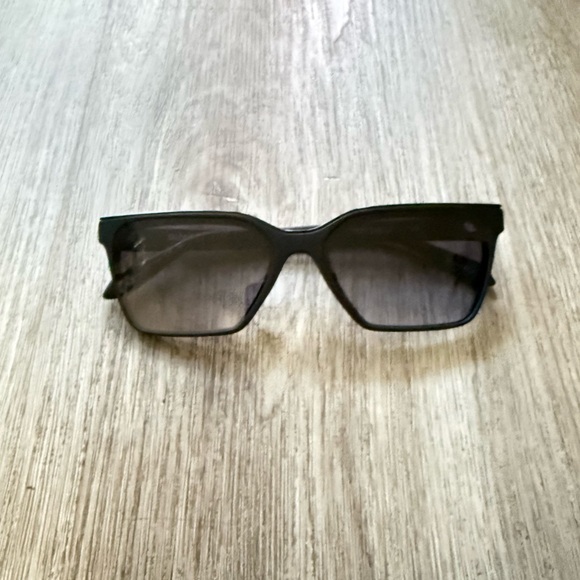 quay australia top shelf matte black square retro y2k sunglsses eyewear NEW